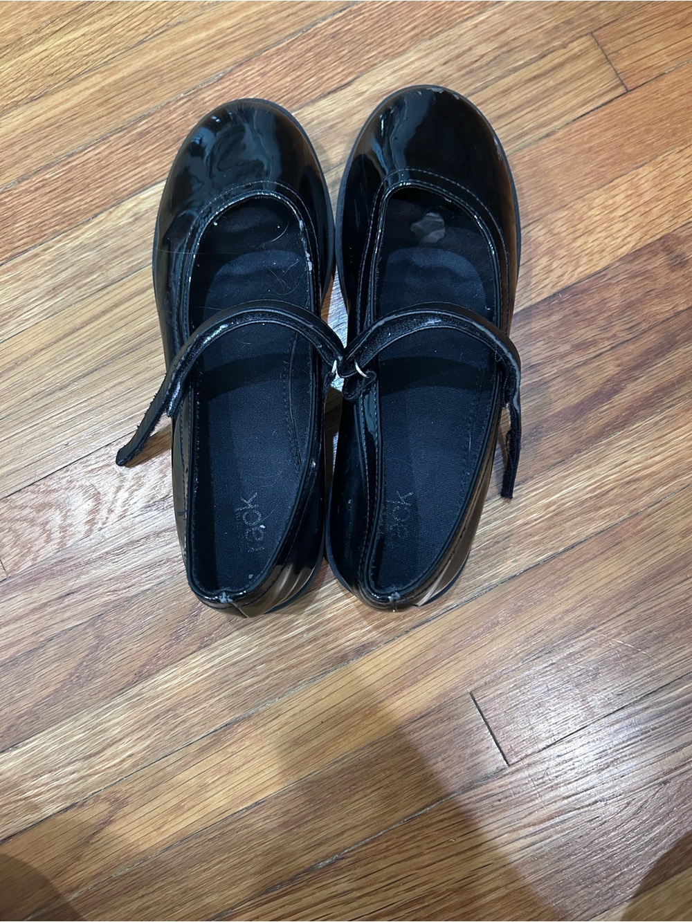 Nordstrom Girls Black Patent Mary Jane Flats with Strap